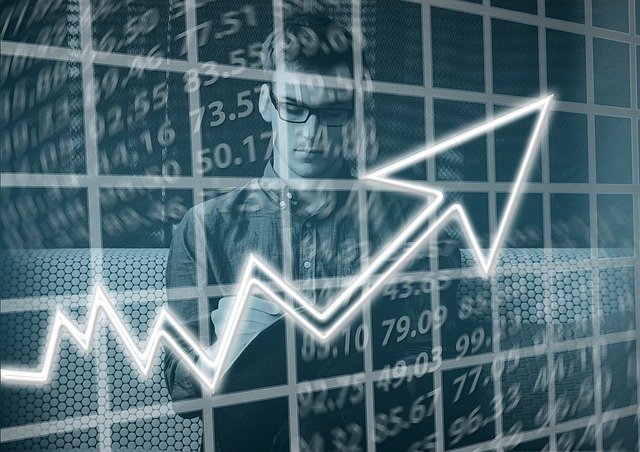 Curso online grátis de Economia e Mercado